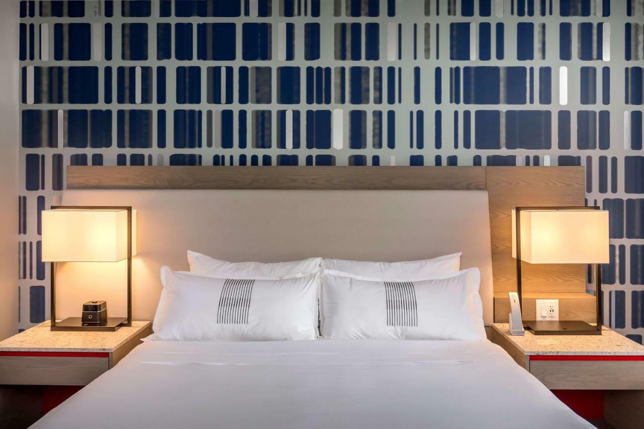The Summit Hotel シンシナティ エクステリア 写真