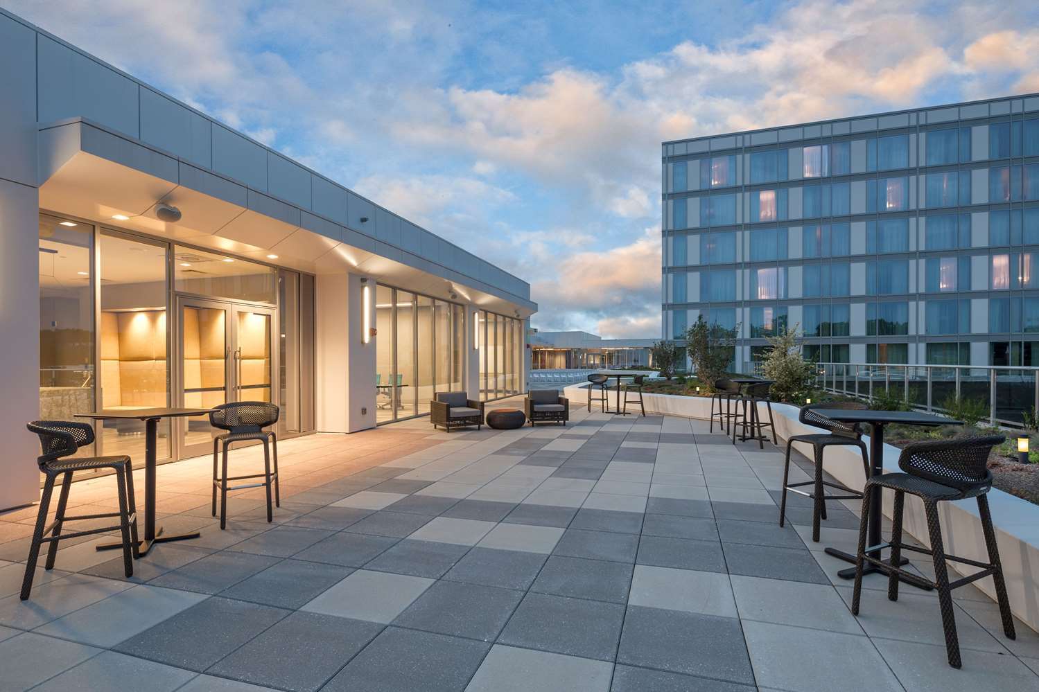 The Summit Hotel シンシナティ エクステリア 写真