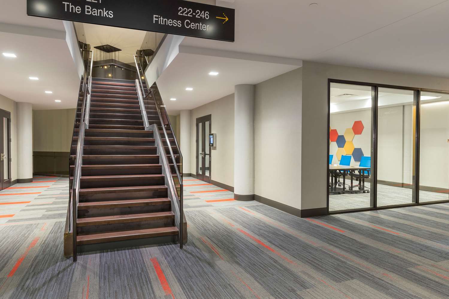 The Summit Hotel シンシナティ エクステリア 写真