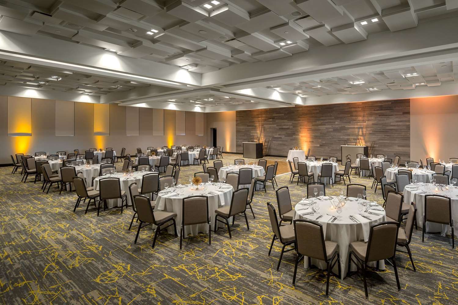 The Summit Hotel シンシナティ エクステリア 写真